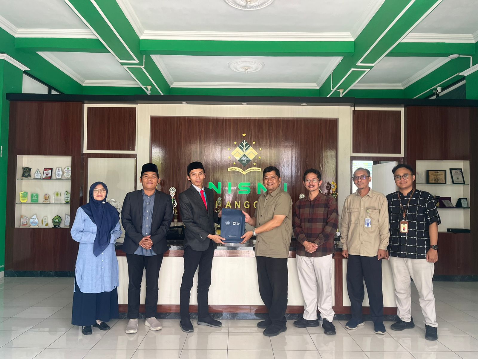 WhatsApp Image 2026-01-29 at 22.00.10